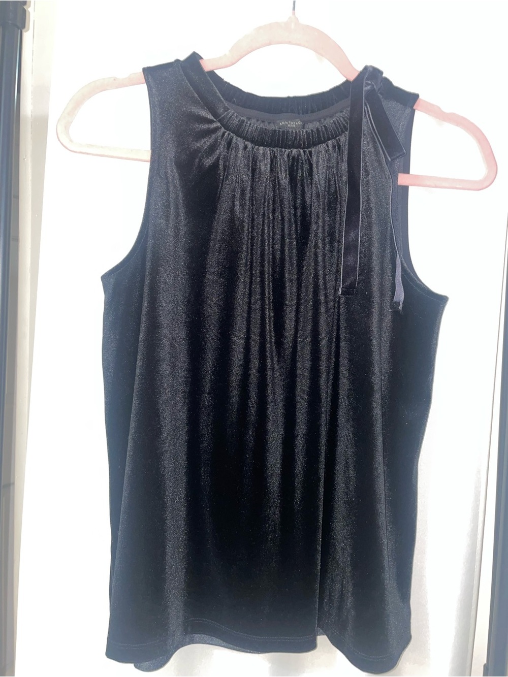 Ann Taylor Black Velvet Sleeveless Camisole with Neck Tie